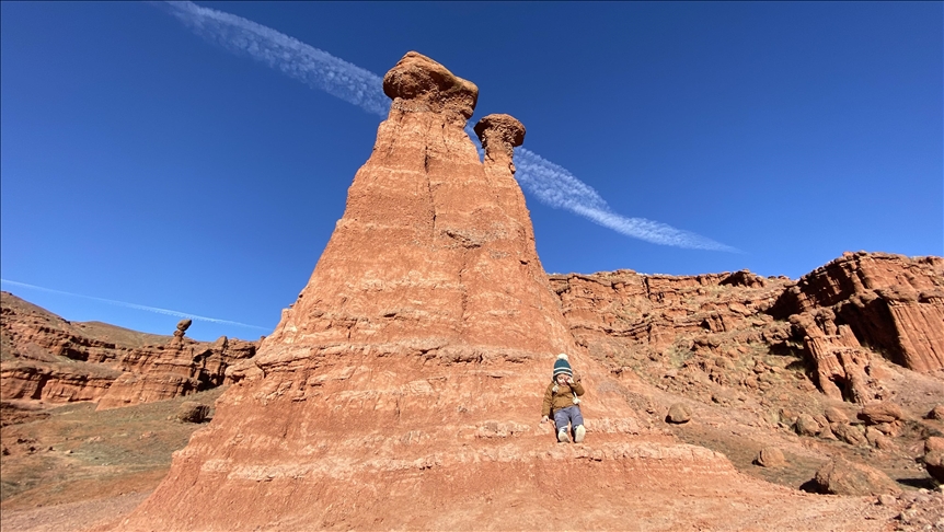 Red fairy chimneys offer new attractions to tourists