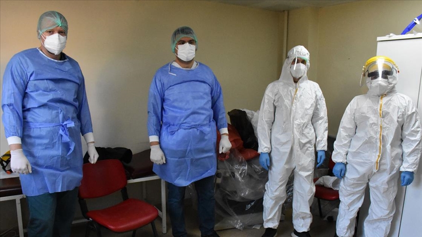'Sağlık ordusu' koronavirüsün izini sürüyor