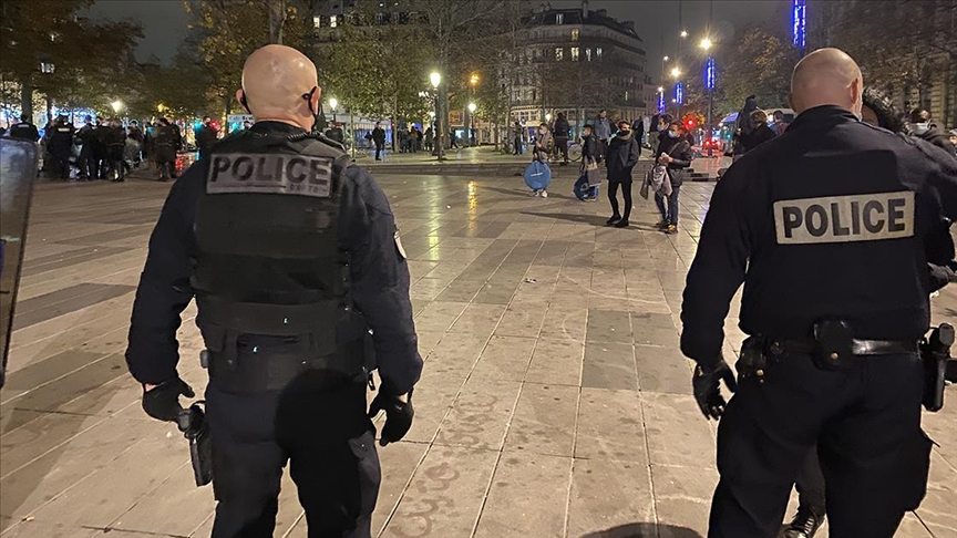 Fransa'da Afrika kökenli gence yönelik 'ırkçı' şiddet nedeniyle 4 polis ifadeye çağrıldı