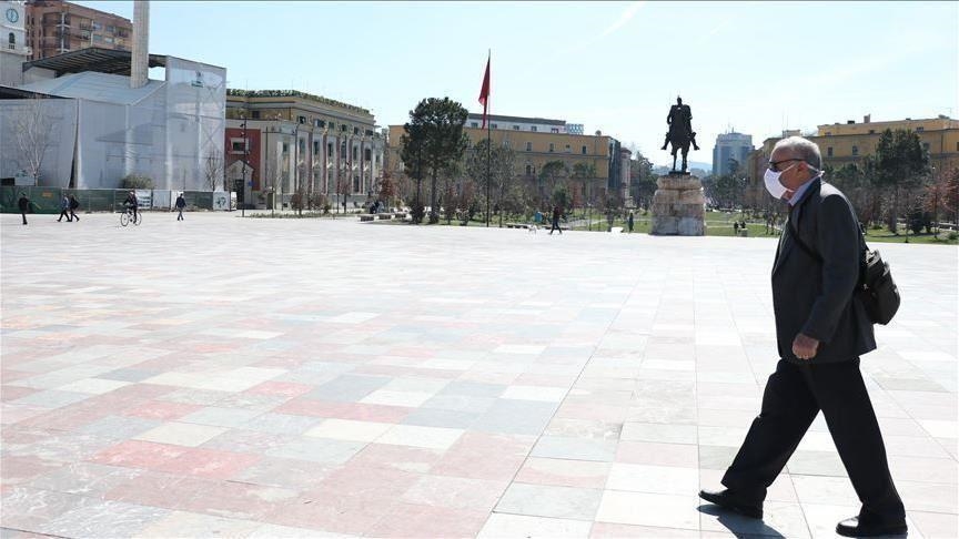 Shqipëri, 18 të vdekur dhe qindra raste të reja me COVID-19