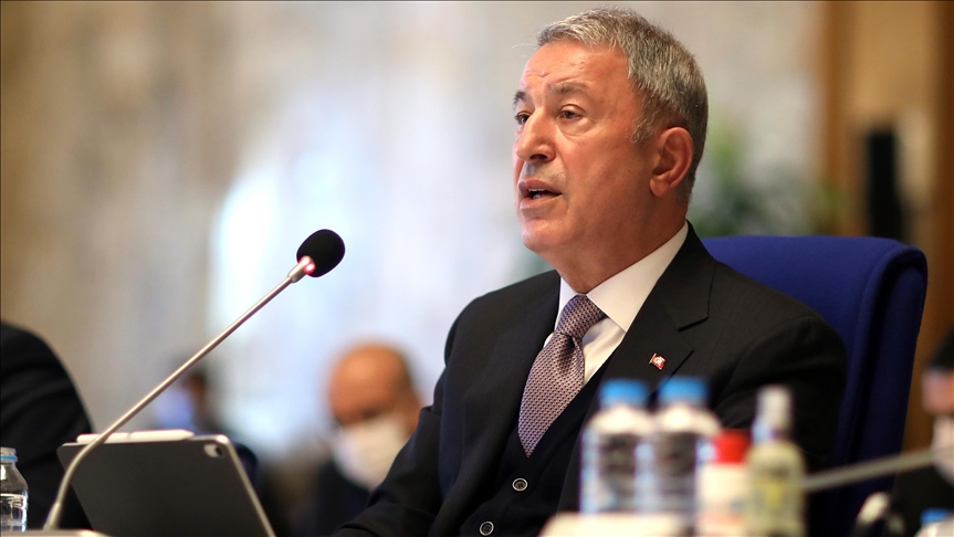 Ministro de Defensa turco criticó la decisión del Senado de Francia sobre el Alto Karabaj