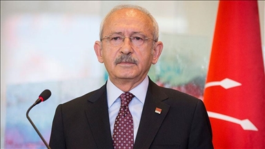 Kılıçdaroğlu'ndan, Ahmet Davutoğlu'na 'geçmiş olsun' telefonu