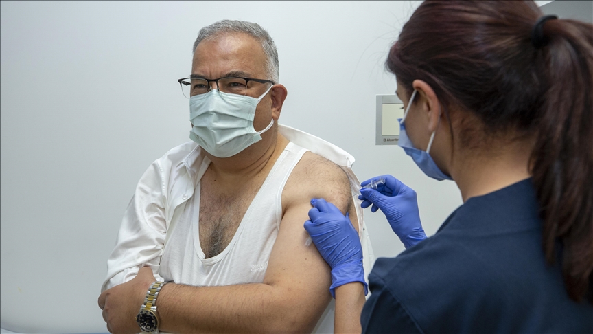 España confirma el orden en que sus ciudadanos serán vacunados contra el coronavirus