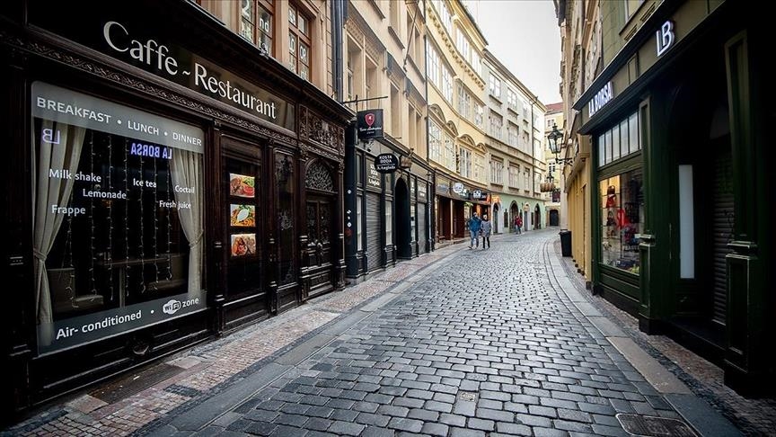 Češka ponovo otvara prodavnice, restorane i frizerske salone