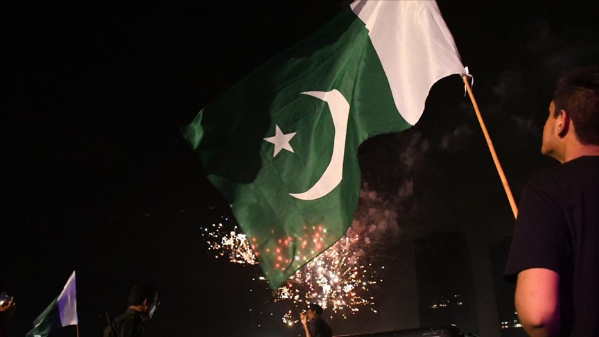 Kurgu Ile Gerceklik Arasinda Pakistan In Israil I Tanimasi Icin Baski Iddialari