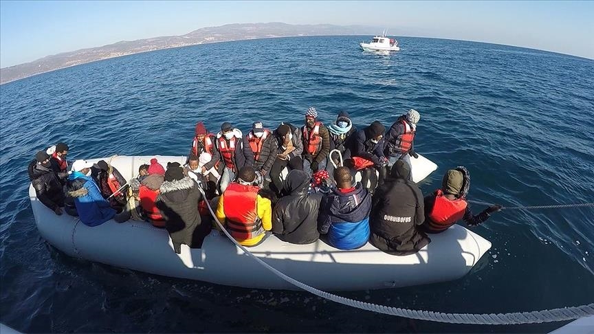 Turkey rescues 16 asylum seekers pushed back by Greece