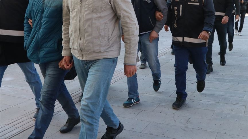 14 yaşındaki çocuğun dağa kaçırılmasına aracılık edenlere yönelik operasyon: 9 gözaltı