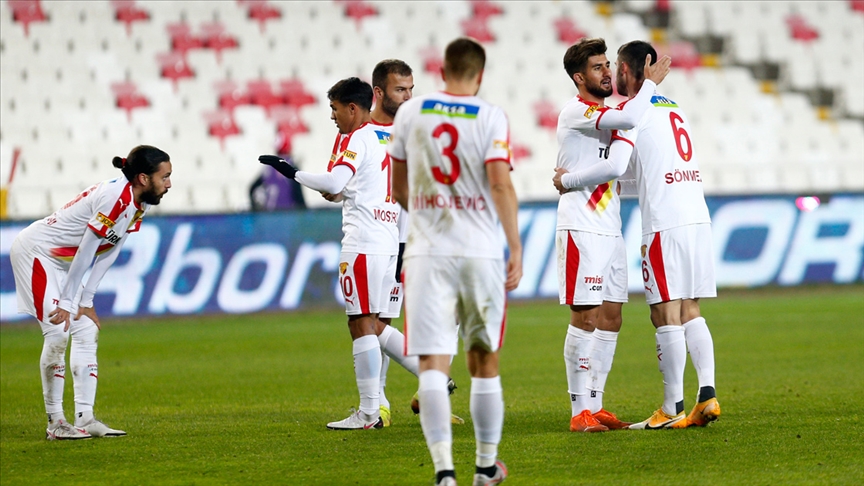 Göztepe deplasmanda 9 maç sonra kazandı