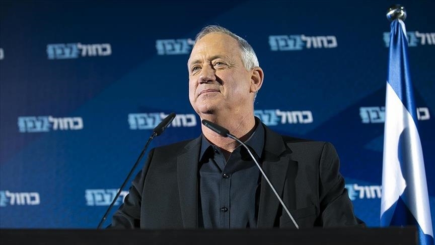 Israel's Gantz says he'll back vote to dissolve Knesset
