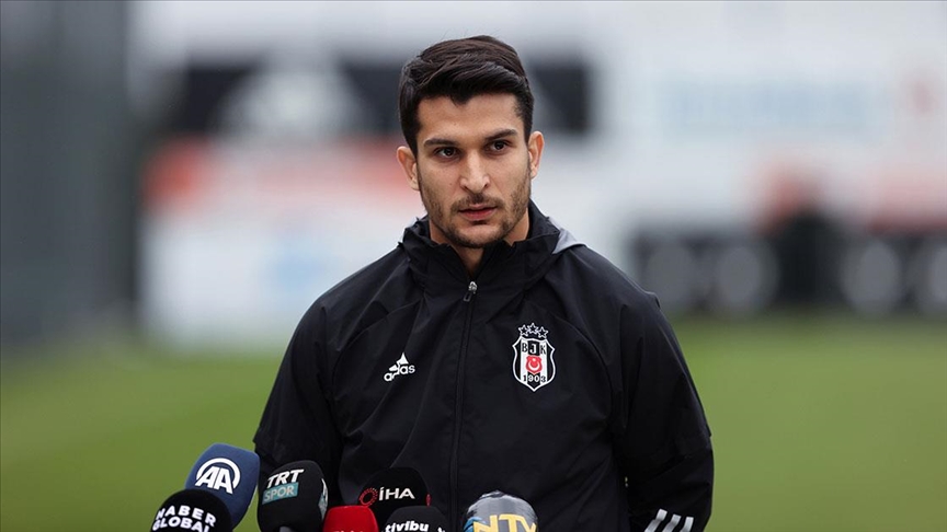 Beşiktaşlı futbolcu Necip Uysal: Bu takım için her şeyimi vereceğim