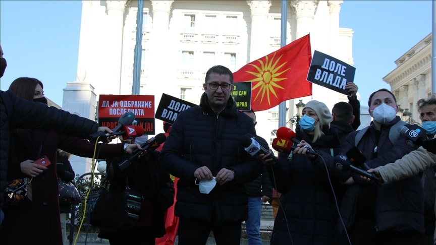 Поради преговорите со Бугарија, ВМРО-ДПМНЕ бара оставка од премиерот Заев