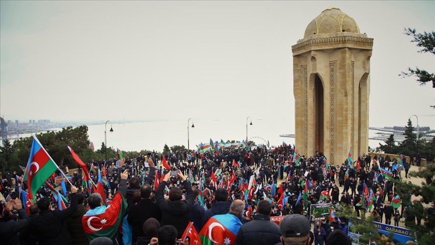 Azerbaiyán declara el 10 de noviembre como Día de la Victoria, tras la derrota armenia en el Alto Karabaj