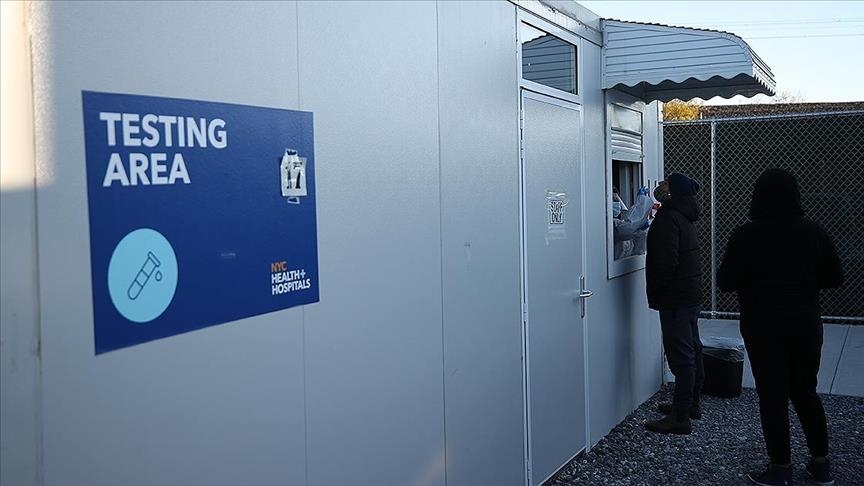Число жертв коронавируса в США приблизилось к 280 тыс