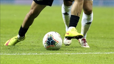 İngiltere Premier Lig'den alt liglere 250 milyon sterlinlik destek paketi