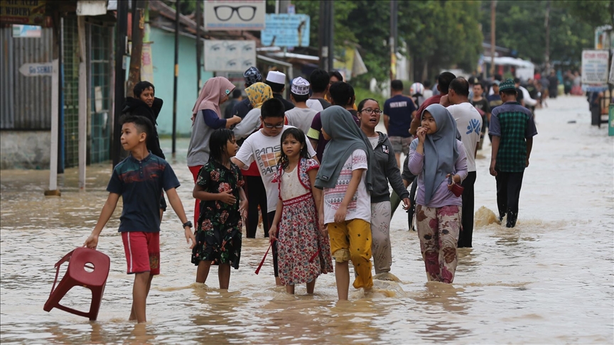 Indonesia Death toll from N.Sumatra floods rises to 5