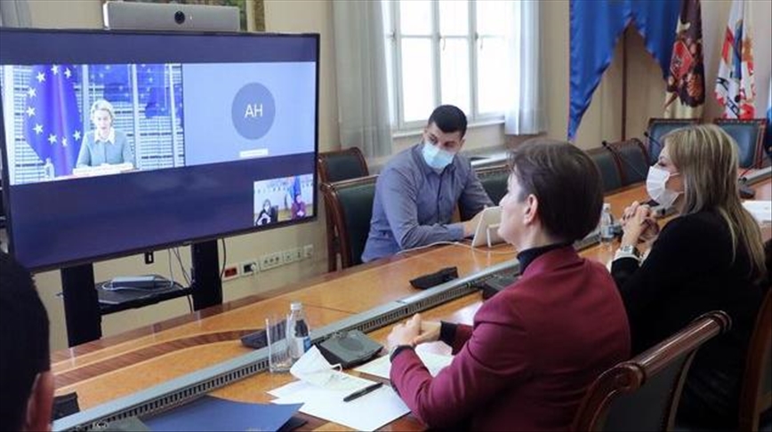 Brnabić i fon der Lajen o merama protiv koronavirusa