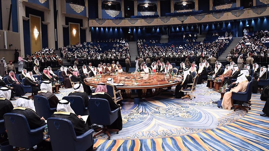 Kuwait announces reaching an agreement that ends the Gulf dispute under the auspices of the United States and Kuwait Thumbs_b_c_88f8983a6a2beb5427b5fbe049db8cf3