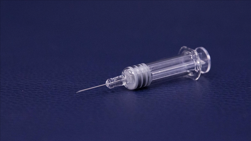 China podría lanzar al mercado 600 millones de dosis de sus vacunas contra la COVID-19 este año