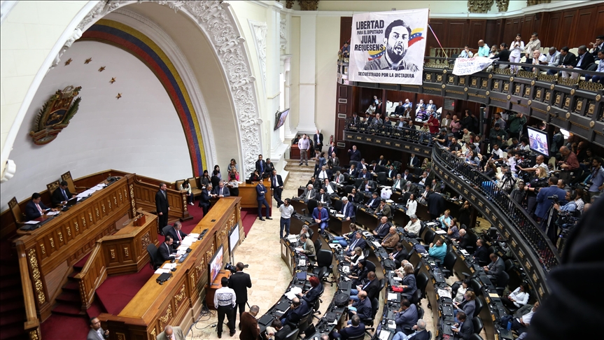 El Gobierno venezolano busca recuperar el control del único órgano del poder que le es ajeno: la Asamblea Nacional