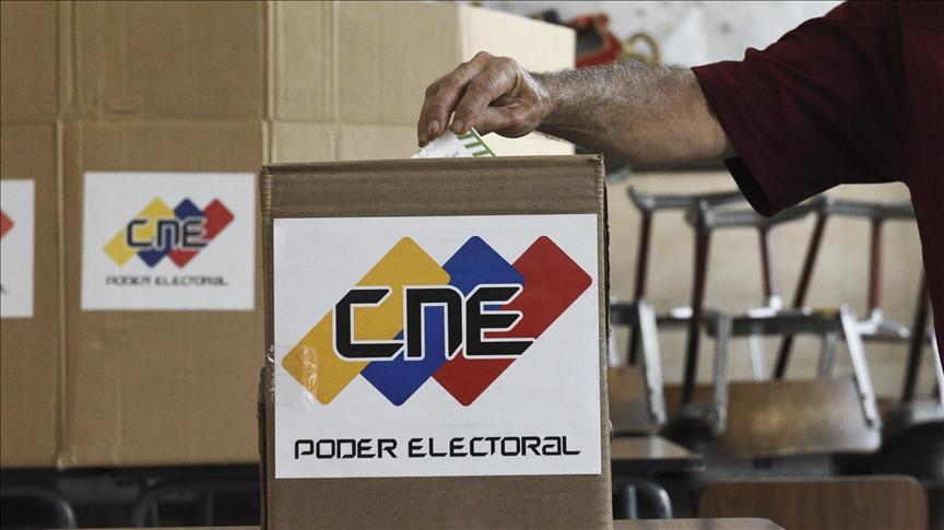 Unos 1.500 observadores internacionales acompañan las elecciones legislativas de Venezuela