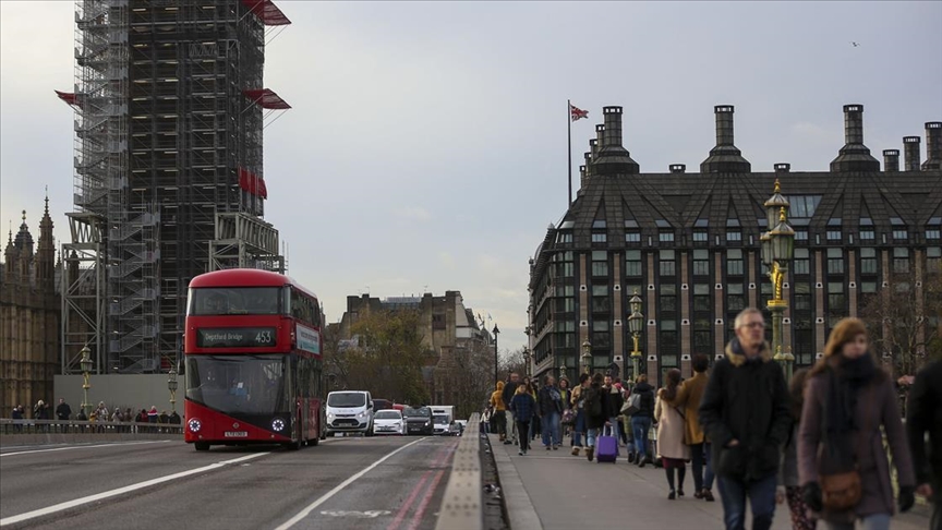 Birleşik Krallık, yeni göçmenlik sistemiyle Türkiye'den daha fazla kişiyi  kabul edebilecek
