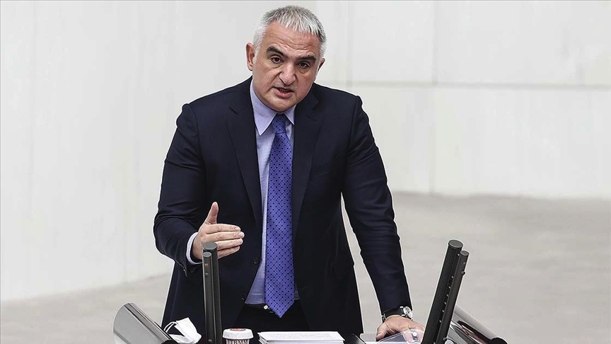 Bakan Ersoy: Pandemi döneminde desteğe ihtiyacı olan müzik emekçilerini kapsayan projeyi 11 Aralık’ta ilan edeceğiz