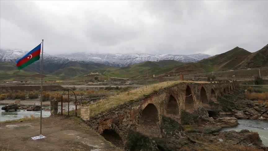 Azerbaijan: Historical bridge on brink of collapse
