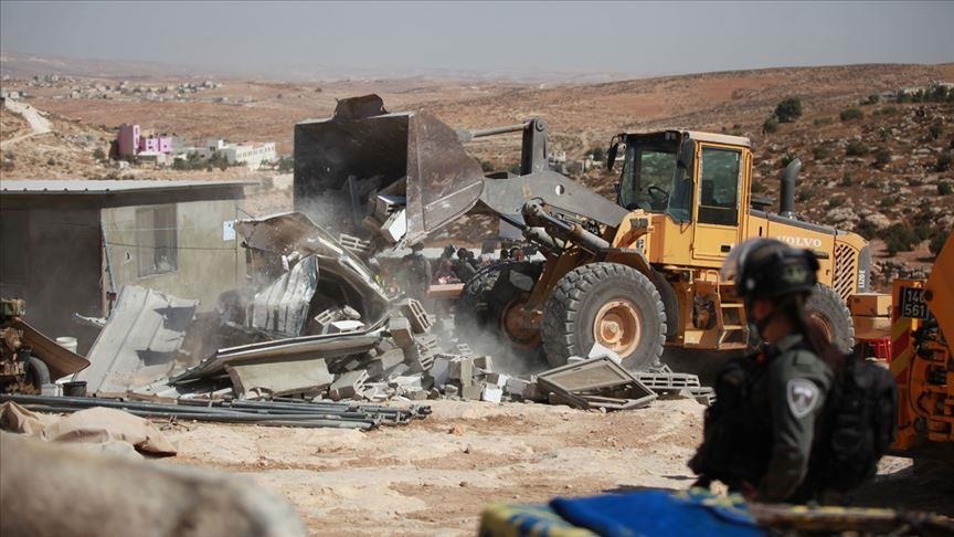 Israel demolishes Palestinian homes in West Bank