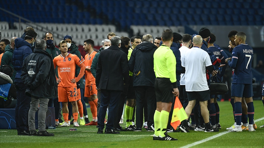 İstanbul Başakşehir Yardımcı Antrenörü Webo'nun PSG maçındaki kırmızı kartı donduruldu