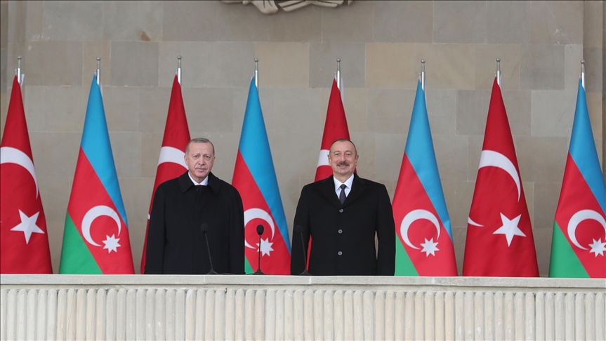 Turkish, Azerbaijani presidents attend Victory Parade