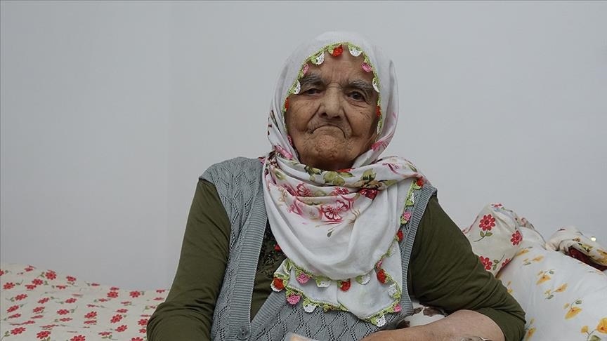 Turkey: 116-year-old woman beats COVID-19