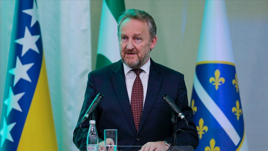 Bakir Izetbegovic Ivica Osim Nije Zasluzio Ovakav Odnos Nogometnog Saveza Bih