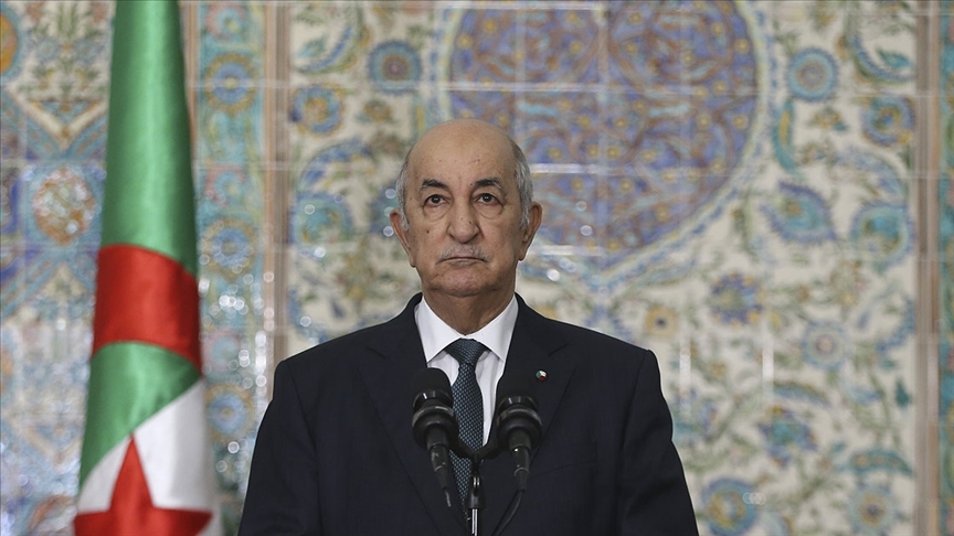 Cezayir Cumhurbaşkanı erken seçim için talimat verdiğini açıkladı