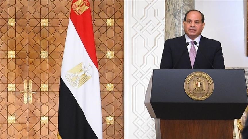 بعد منحه للسيسي.. صحفي إيطالي يتخلى عن وسام الشرف الفرنسي