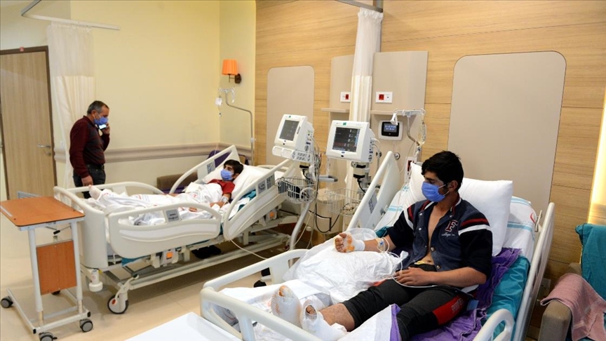 Yüksek gerilim hattı Erzincanlı amca çocuklarının kabusu oldu