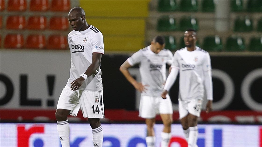 Beşiktaş deplasmanda lideri geçemedi