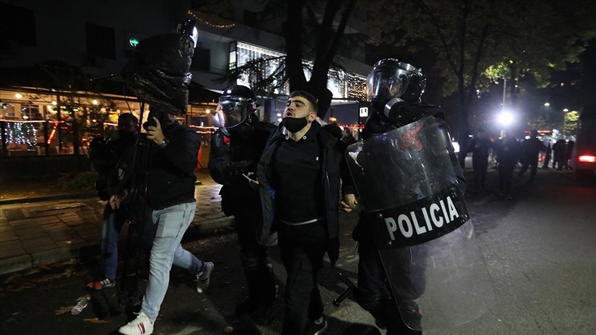 Peti dan protesta zbog smrti mladića u Albaniji: Demonstranti traže ostavku direktora policije