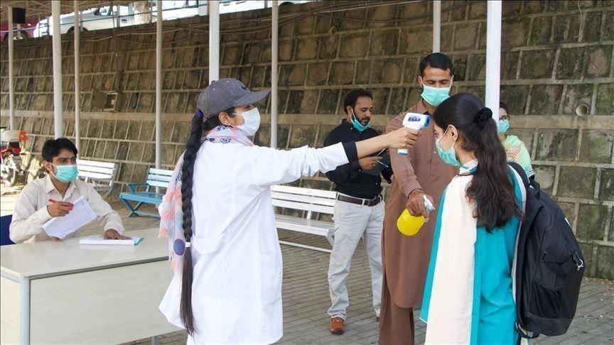 Pakistan records decline in COVID-19 cases