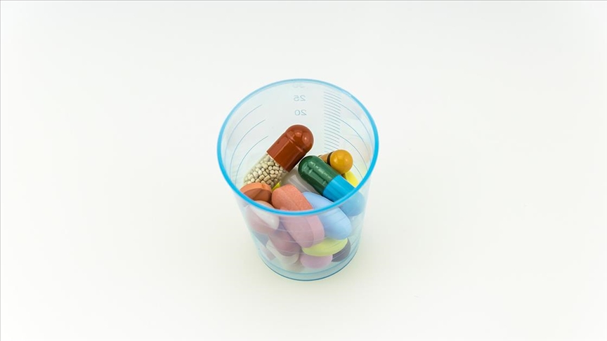 TEİS'ten Kovid-19 sürecinde vitaminlerin bilinçsiz kullanılmaması uyarısı