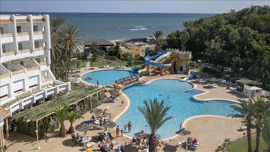 تونس ...تراجع عائدات السياحة 64 بالمئة في 10 أشهر