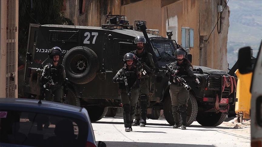 Israel injures 5 Palestinians in West Bank raid