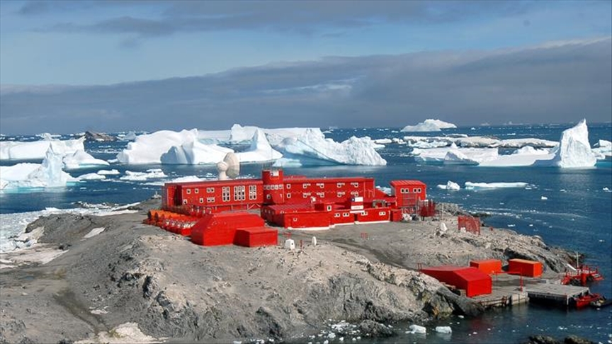 Chile reporta 36 casos de coronavirus en el único continente que se mantenía libre de la