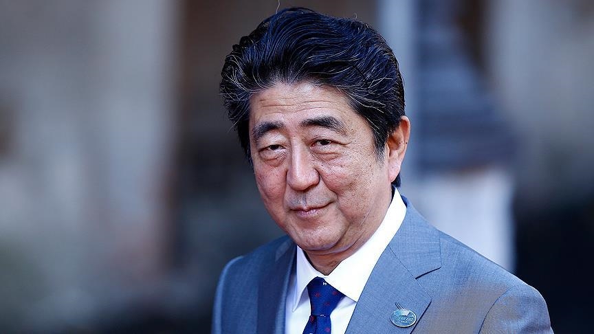 Japan:Ex-Premier Abe questioned over dinner party bills