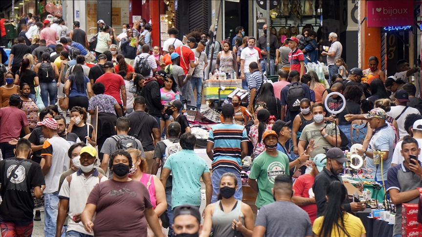 Brasil: casos de contagio por COVID-19 en Sao Paulo aumentaron un 54% en un