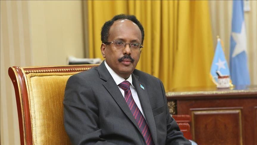 Somali leader signs law delaying constitution amendment