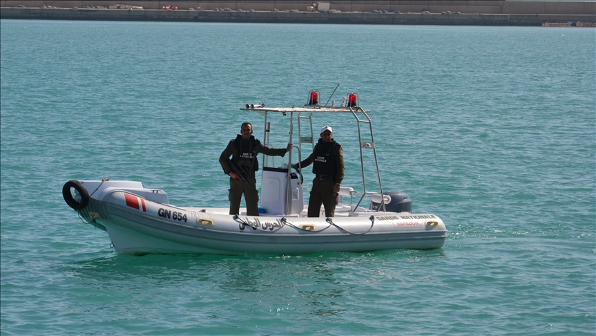 Tunisia detains 28 Egyptians fishing in its waters