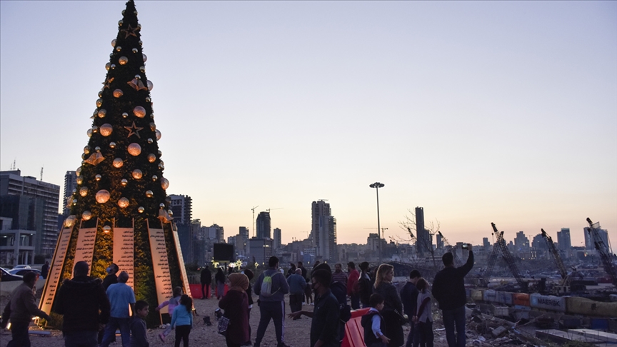 Lübnan'daki Noel etkinliklerinde Beyrut Limanı patlamasının kurbanları unutulmadı