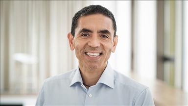 Turkey S Quake Survivors Shaken But Resilient