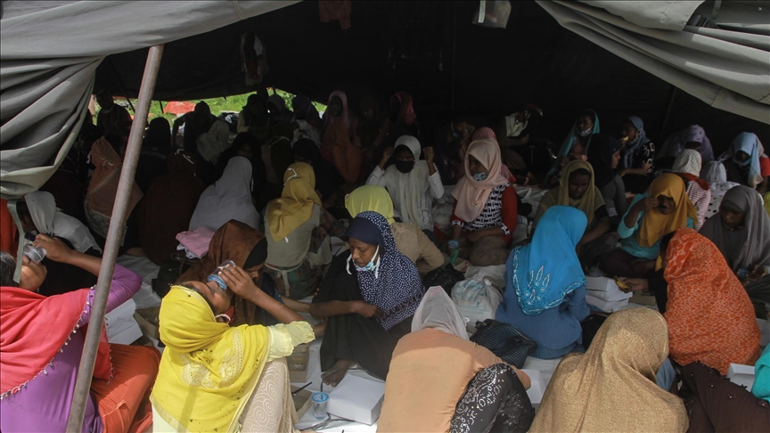 Bangladés sigue reubicando a los refugiados rohinyá en una isla remota