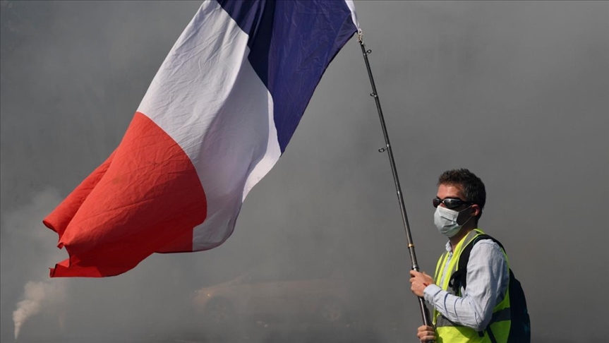 Las cicatrices de Francia en el 2020, la crisis de la COVID-19 y las violentas protestas contra Macron
